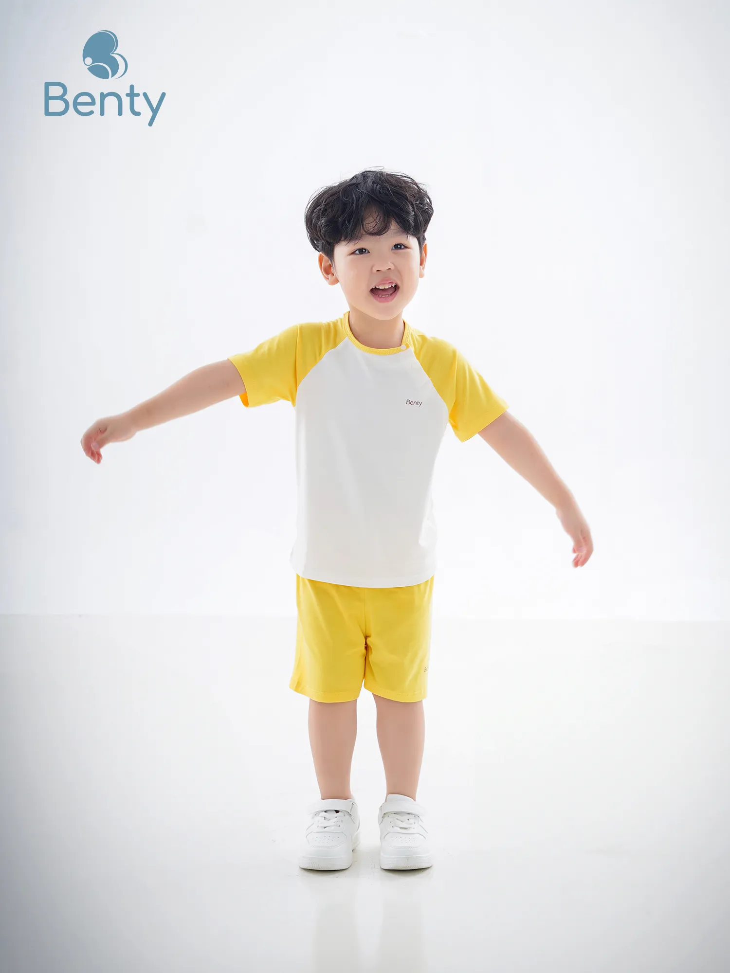 Bộ cộc tay cài chéo trơn nền trắng BENTY, basic cho bé