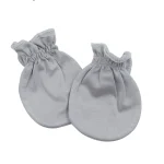 BENTY soft, breathable baby mittens with good sweat